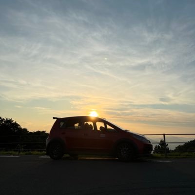 Kaz4G63MIVECMRG's profile picture. 埼玉の山奥の峠に住んでいる、三菱自動車を愛する男です‼️頑張れ三菱‼️愛車コルトラリーアートVer.Rに乗り峠から峠へ‼️そしてランエボに投資するぜ‼️‼️ん、いや、元涙目インプ乗り、不等調好きスバリストです。