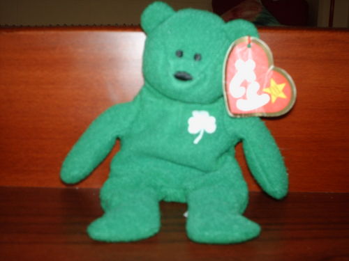 ErinBoBerrin's profile picture. peace.love.music.