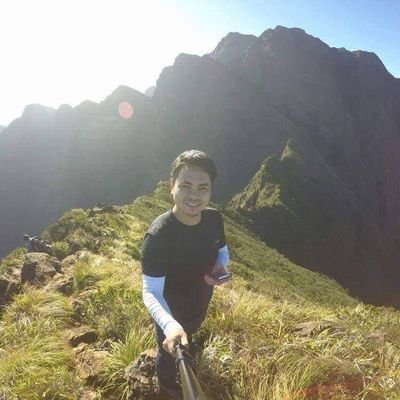 PaoGarcia0611's profile picture. MD. Infectious Diseases 🤓