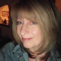 Donna Tanner - @DonnaTa44120691 Twitter Profile Photo