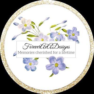 Here at Forever Ava designs we make beautiful handmade Jewellery items encapsulating your loved one’s ashes. Carry someone you love with you always 💕