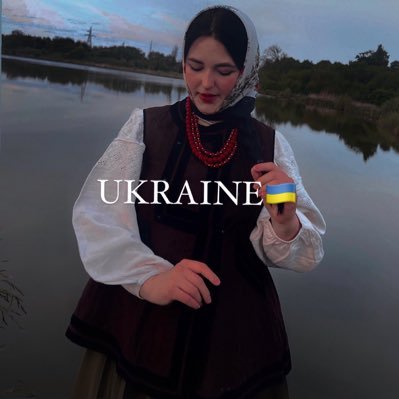 🫶🏻Та сама УКРАЇНКА з Pinterest🏹❣️пишу вірші та трішки малюю👼🏻в моєму інстаграмі естетично (@neehoistka)🪴