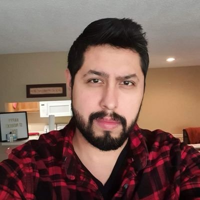 Self-taught developer in process, interested in Javascript and Reactjs. Trying to learn from the experts to make my own path as a developer.
