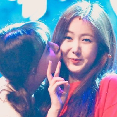 *ੈ✩‧₊˚⋆ ˚｡⋆୨୧˚ #여자친구 ⊹ ꨄ 예신 ᵕ̈ ಌ