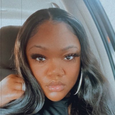 YBeezzyyy's profile picture. somewhere in Barbados ..