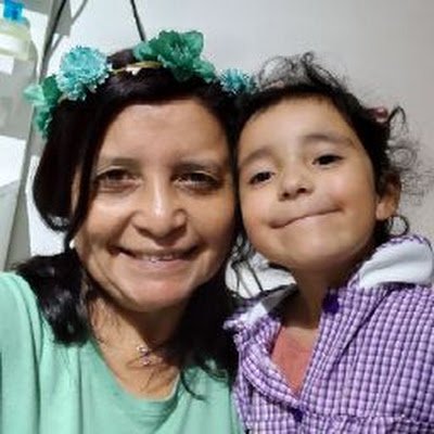 Soñadora,me encanta la historia y viajar por el tiempo.