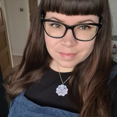 DarkShines_UK's profile picture. Art 🎨 food 🍲 plant 🌵 and dog lover 🐶
I sell plushies, nature themed prints, 3D mixed media work and pet portraits - link to my store is below!
She/her/they