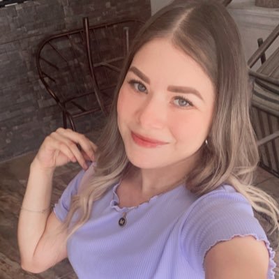 mimart23's profile picture. 🌈