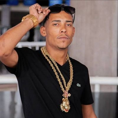 pozefraseees's profile picture. Frases todos os dias 🙌🏼