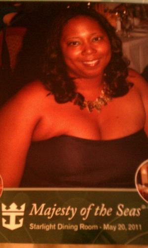 divatom's profile picture. 