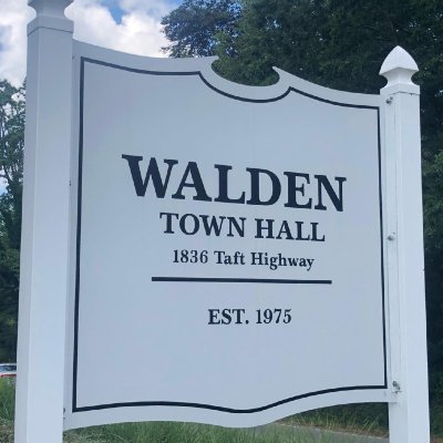 Located just outside of Chattanooga, the Town of Walden is known for its small town charm and rustic beauty.