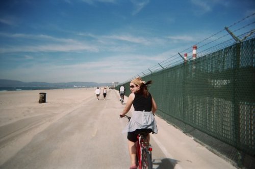 SonjaValenta's profile picture. Certified Holistic Health Coach:
Small steps that lead to big changes!
https://t.co/SJxAfghT3K