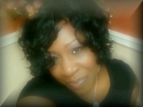 QuteMsKym's profile picture. Naturally funny. Making you laugh is what I do. For booking: 1-302-563-4047
Licensed Cosmetologist/ Weave Technician 1-302-563-4047.