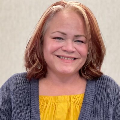 sbuxton240's profile picture. 🛑 NO DM’s #MAGA, Wife, mom, conservative, 2nd amendment supporter