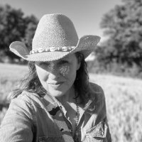 Hayley Redmond - HR Presents (@hayleyfudge) 's Twitter Profile Photo