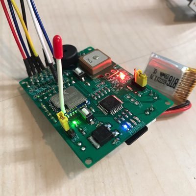 _ymt_117's profile picture. １００円ショップは都会の象徴ですっ。なんでもあるんですっ