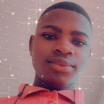 A Christian||Computer Operator|| UI/UX Designer||Web Developer|| Graphics Designer||A Student. 💝💝