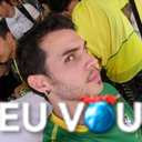 Louco, headbanger, esforçado e apaixonado por leitura e pela minha Namorada