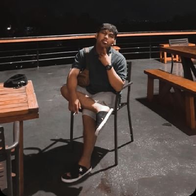 VaL_Squarepants's profile picture. 