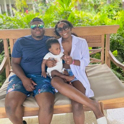 wife, mom, black girl in tech. the Lord is good y'all. the end. 🇭🇹