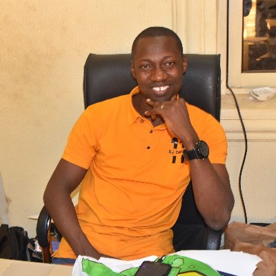 transcribe_t's profile picture. An hobbyist who love food and traveling