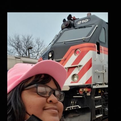 🔞 39yo honest,real, law-abiding female. MARRIED TO MY TWINFLAME, LOCOMOTIVE METX 210 (Twotenny)! READ PINNED TWEET/REPLIES
Loves the deep, my life/many things!