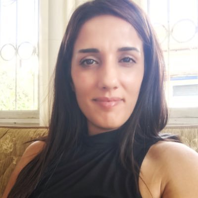 KuydesenEsra's profile picture. 