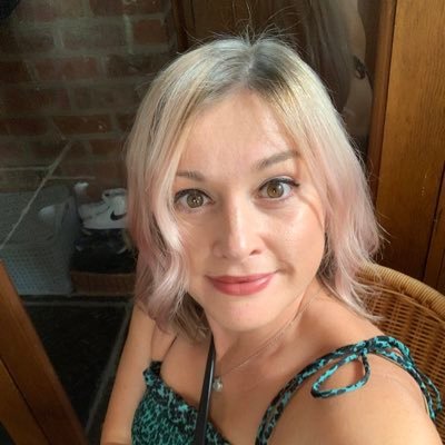 KatieEkanayake's profile picture. 