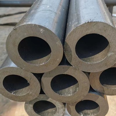 we are seamless steel pipe supplier