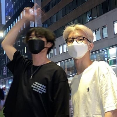 studyyina's profile picture. we became from we don't know anything, until we know everything.