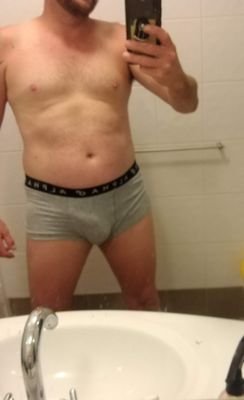 smooth, clean total bottom, looking for tops, couples, trans, cds for NSA casual meets.