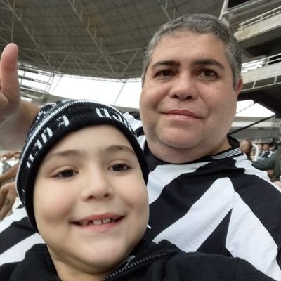 Co-owner (with the John Textor) of Botafogo FR.
É tempo de mudança🔥
É hora de botar FOGO 🔥
Sigam-me os bons !