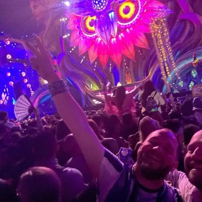 🦉🦅Birds, Memes and EDM🎶♥️

GLOW-EDCLV-LOSTLANDS