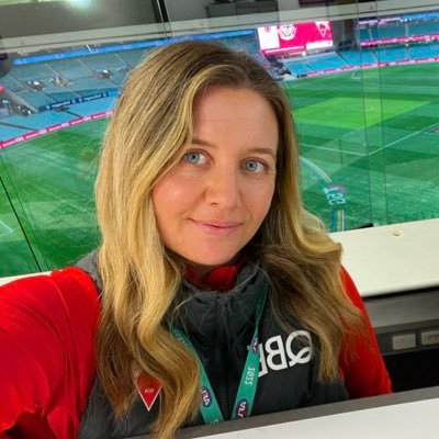 PR & Social @sydneyswans | Hockey player & coach | Tasmanian