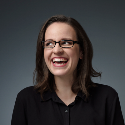 Kanādas latviete, 15 gadi Latvijā, vada @truesix_co, mēģina veidot tādu vidi, kādu gribās pašai redzēt.
Angļu valodā tvītoju šeit: @julijagifford