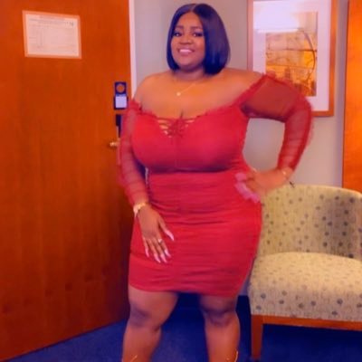 Atlanta Realtor 🏡Plus Size Influencer👸🏽World Traveler 🌎 Foodie 🥘 Just enjoying life! 💁🏾‍♀️👩🏾‍🎓