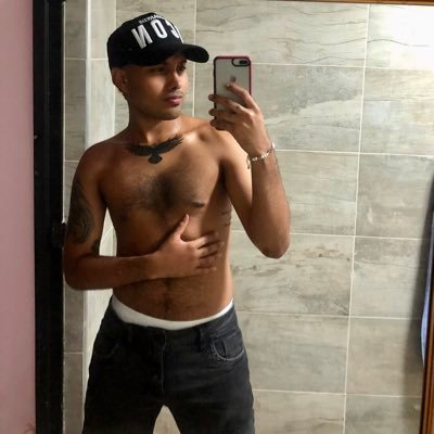 MontoyaStan7's profile picture. 🐻