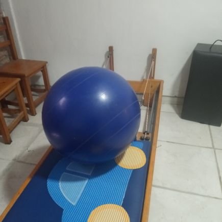 Profesora de Educacion Fisica, instructora de Pilates reformer. Gimnasia postural