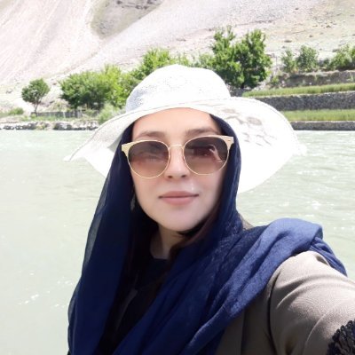 زنده بودن را به بیداری بگذرانیم که سالها به اجبار خواهیم خفت