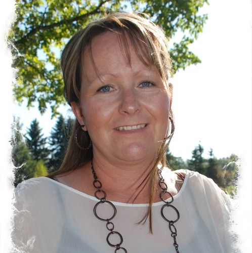 JNLC_Cattle's profile picture. Cental Alberta rancher with a bit of a COW obsession! Enjoy my work days @ Johnson Land & Cattle ~ passionate about Cattle & Cystic Fibrosis!!