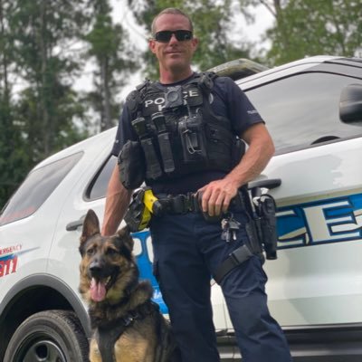 Handler for dual purpose police K9 Evo. Retired K9 Kaos. Instagram: @b.smith581