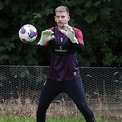 Professional Footballer at @ntfc @vipergk