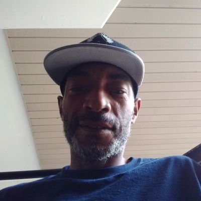 JamesTa02241332's profile picture. My heart