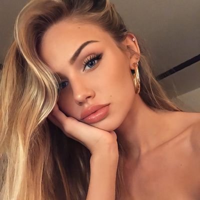 All news about this wonderful angel - just a fanpage, I'm not the real Scar -.