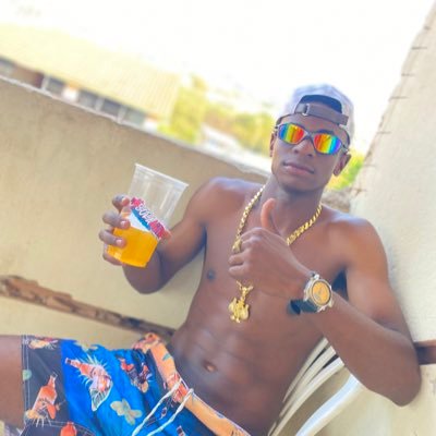 Mc Trick na voz tlg ? bobagem e falar AMO O FUNK !!!