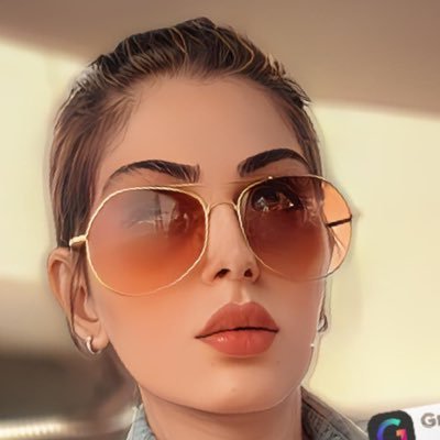 Yasmaina6's profile picture. 