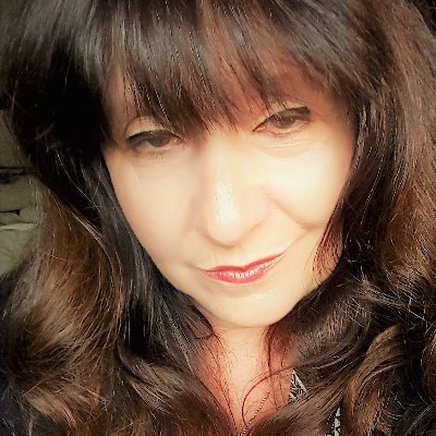 Corinnesteer's profile picture. 