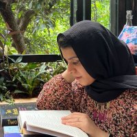 Huda Merchant (@whodamerch) 's Twitter Profile