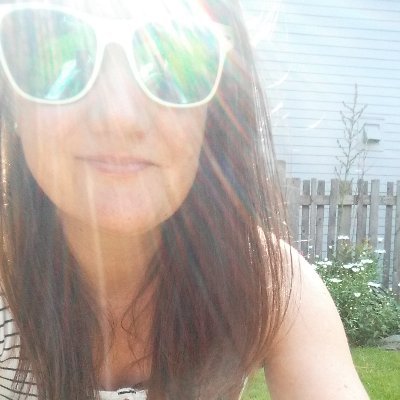 Queer, single mom & writer in PDX. Lover of naps and public libraries. Will maybe actually tweet one day.
