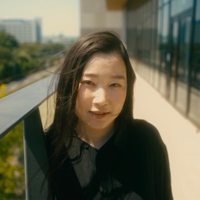 Mariko Otsuka 歌手。宇部ふるさと大使。毎週日曜日20時よりYouTubeにて「酔歌、大塚茉莉子」ウクレレ弾き語りライブ配信中。ワインと猫 ベッド鉛筆 ときどき踊り、ええ何日何時間でも?